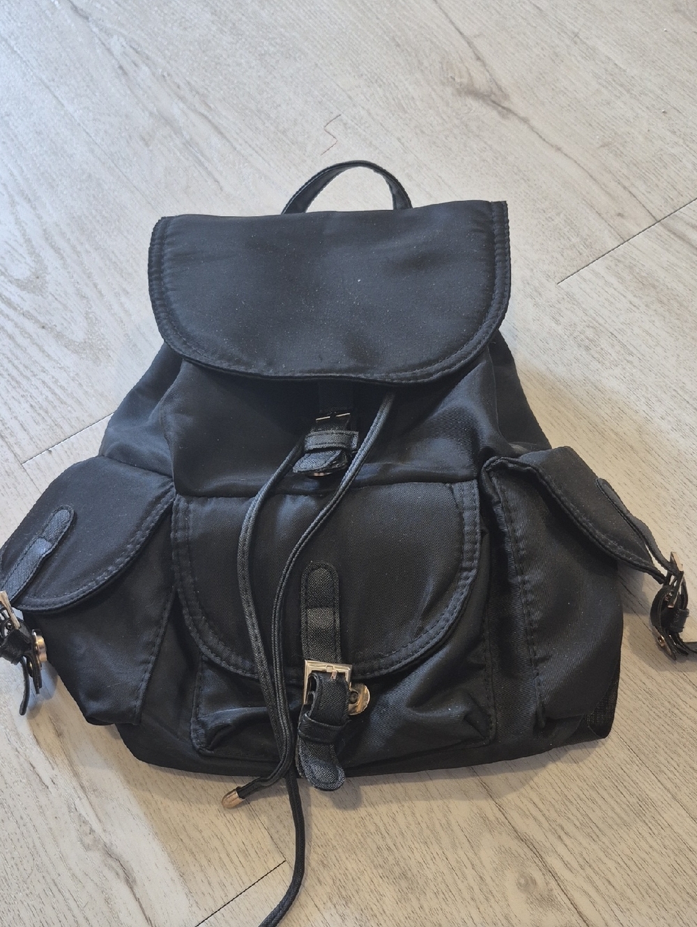 Black Women's Drawstring Backpack Bag